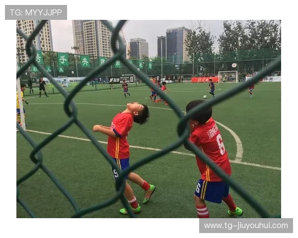 覃海洋携手香港足球掀起新风潮助力球队迈向亚洲赛场巅峰